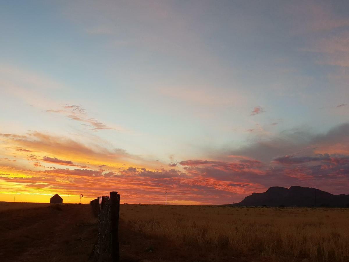 Thabile Lodge Oudtshoorn Exteriér fotografie